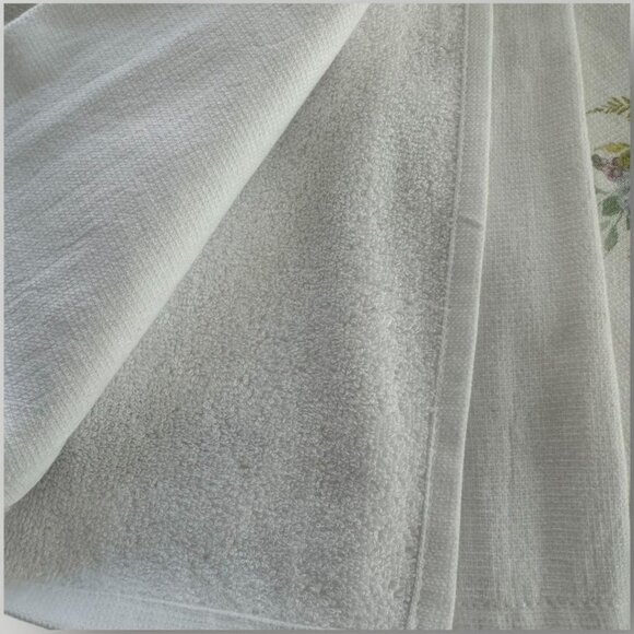 Kay Dee 2-Pack Floral Print Kitchen Towels - Picture 3 of 4